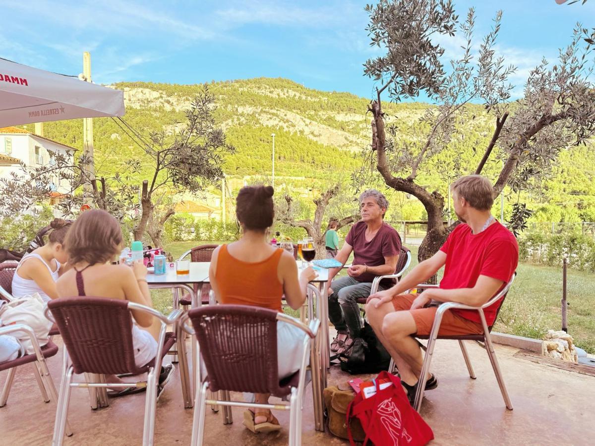 Fonda Aparicio Otel Fuentespalda Dış mekan fotoğraf